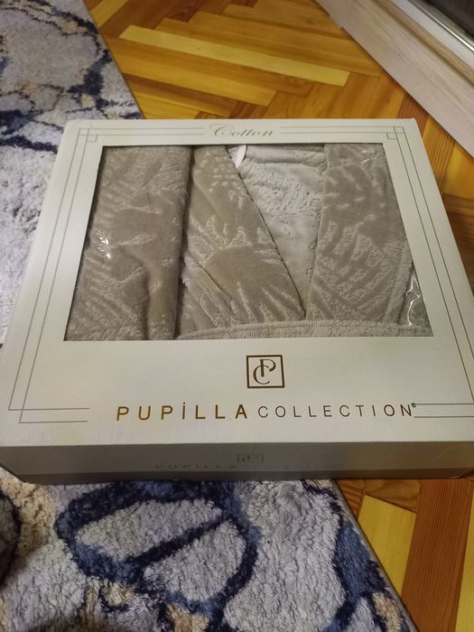 Banniy xalat yuz sochiq va baniy sochiq