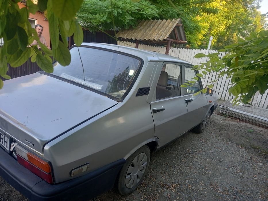 Vand Dacia 1310.