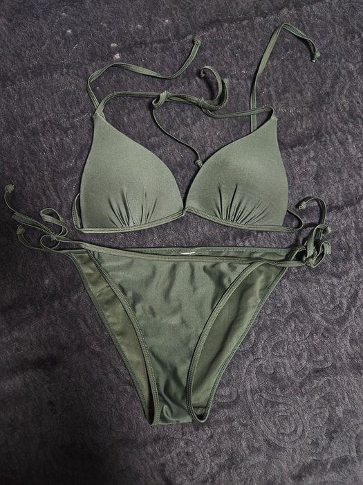 Дамски бански костюм