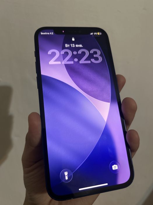 Срочно продам iphone 12