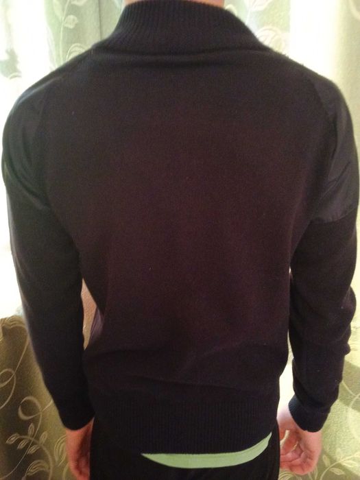 Кофта на молнии школьная