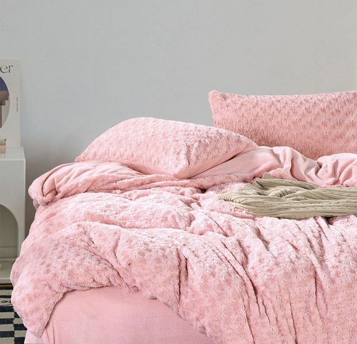 Lenjerii cu trandafirasi