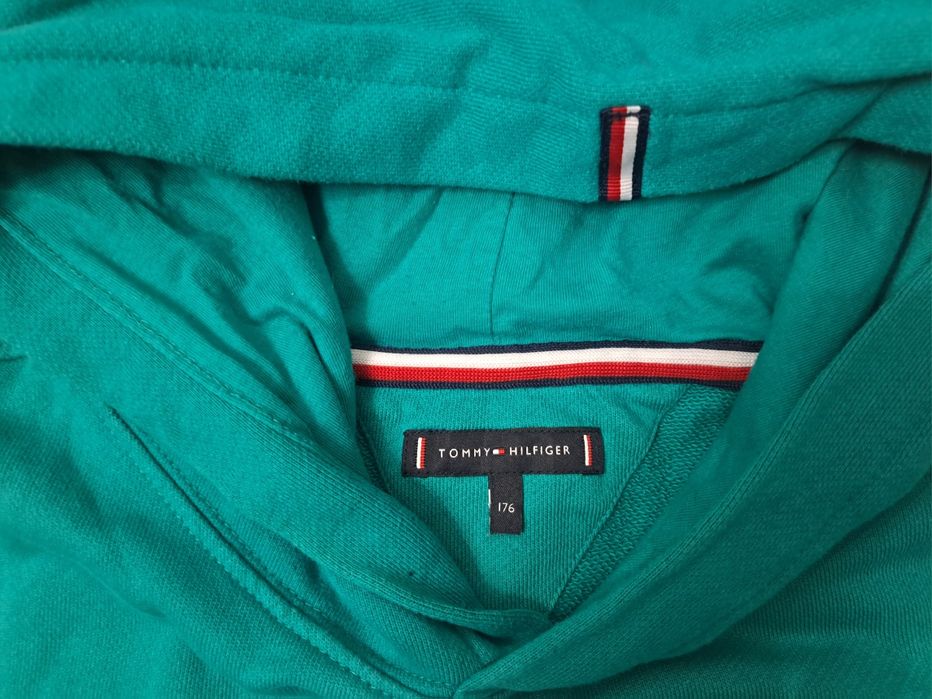 Tommy Hilfiger-Ориг. Суичър