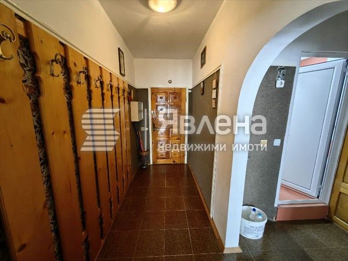 Продава се Двустаен апартамент в Благоевград, Еленово 2 - 63 кв.м за 1032 €/кв.м - Снимка #4