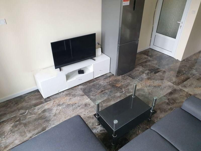 Дава се под наем Двустаен апартамент в София, Младост 3 - 56 кв.м за 598.23 € - Снимка #2