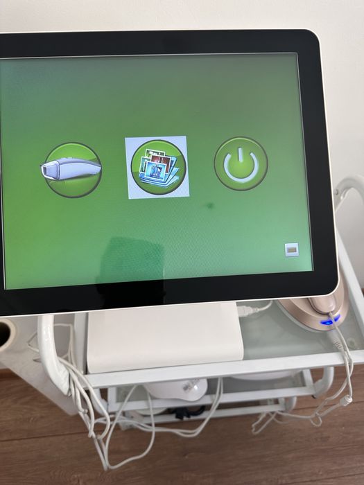 Intuiskin~ skin analysis