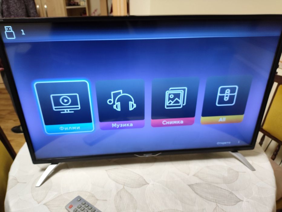 Смарт телевизор Шарп 32 инча