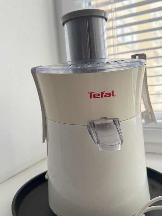 Продам соковыжималку