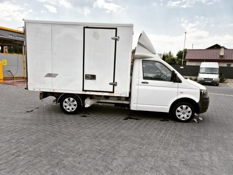 VOLKSWAGEN Transporter 2011 — imagine 5
