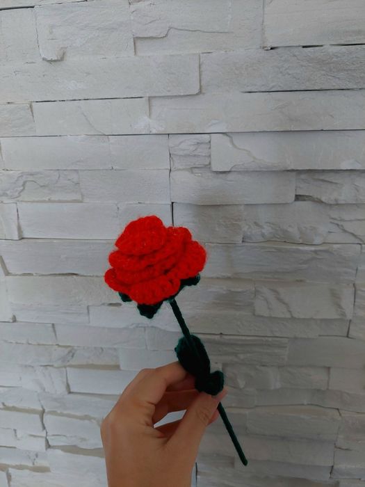 Плетени цветя- единични и букет