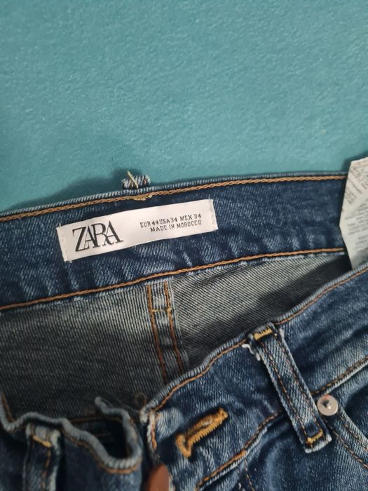 Blugi ZARA, Blomaren