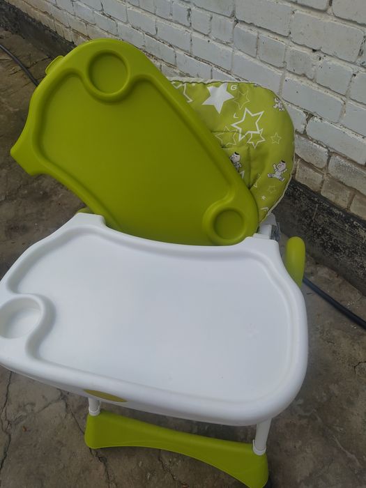 Детское кресло  для кормления малыша