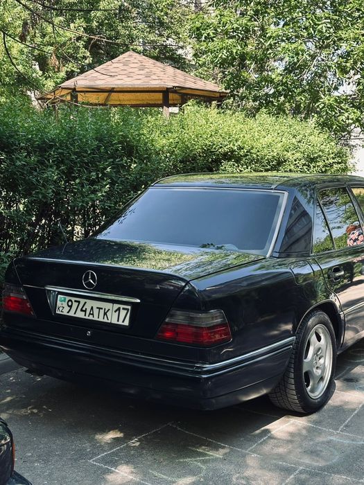 Mercedes benz E280