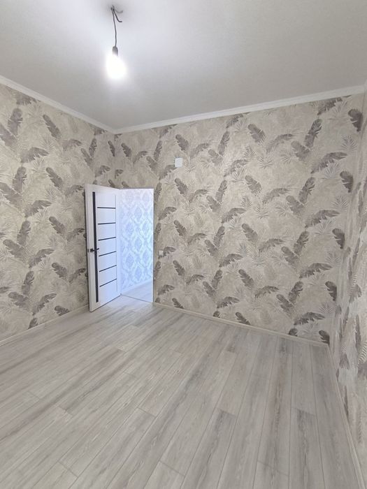 Продам 2-х ком. Янгиюль от кольца 800 метров