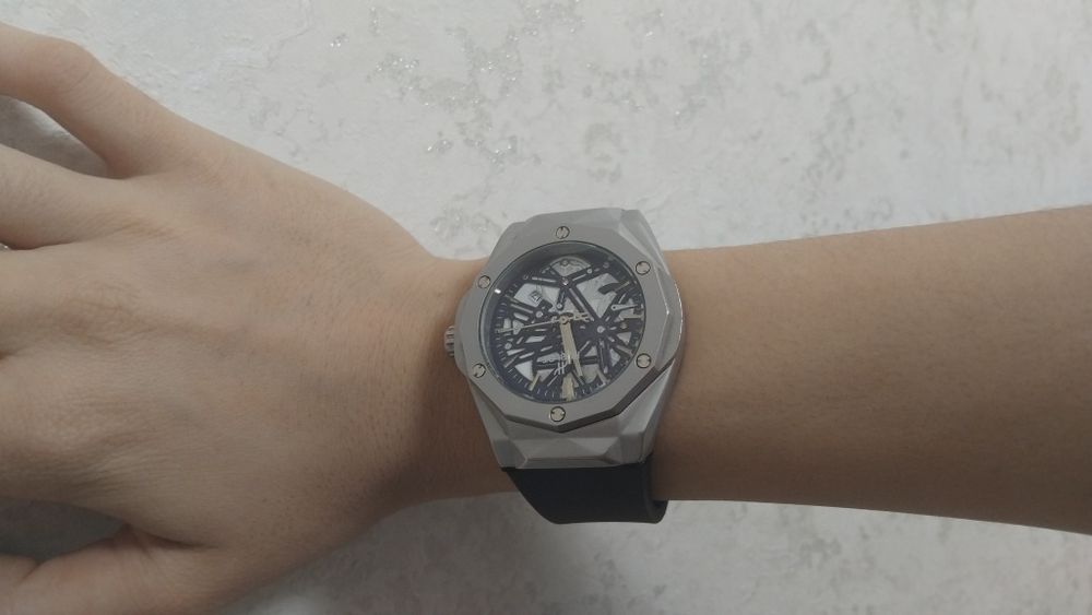 Часы HUBLOT оригинал