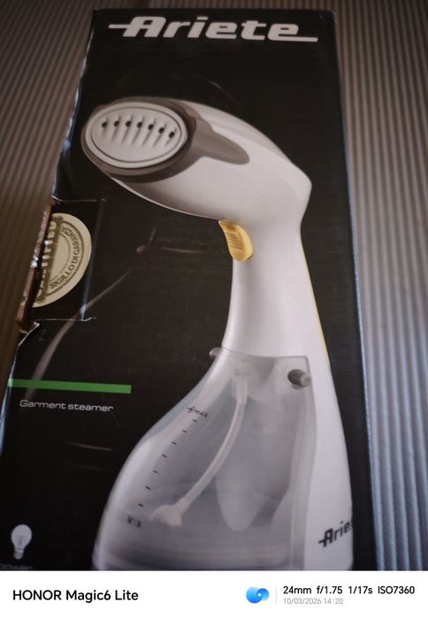 Fier de călcat vertical cu aburi