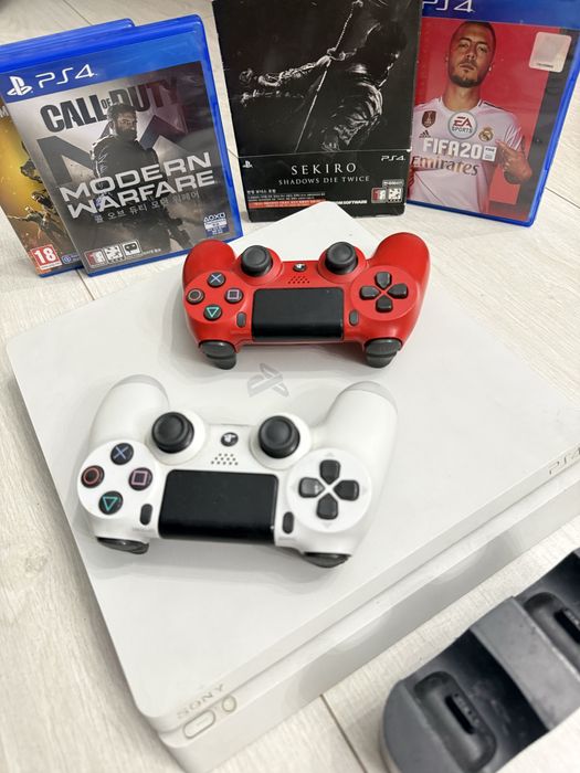 Playstation 4 slim 500gb | два джойстика