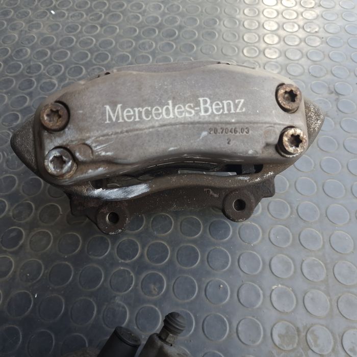 Комплект спирачни дискове и апарати за Mercedes SL(R230)