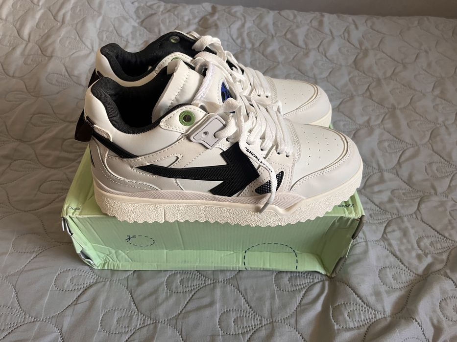 продам Off white sponge