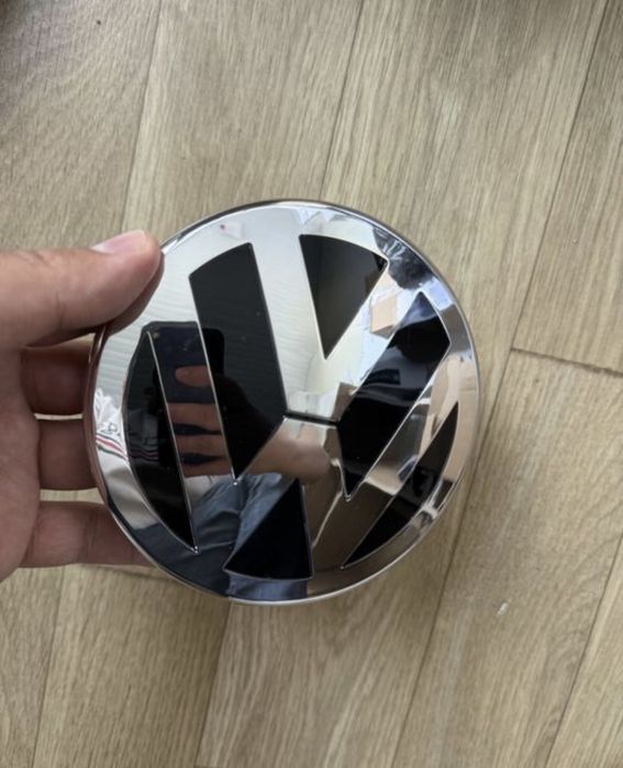 Sigla Logo Emblema ACC Radar Distronic Vw Passat B6/CC Vw Touareg 7L 2006-2010 3C0-853-601-A-JZA 3C0-853-601-AJZA 3C0853601 JZA 3C0853601A