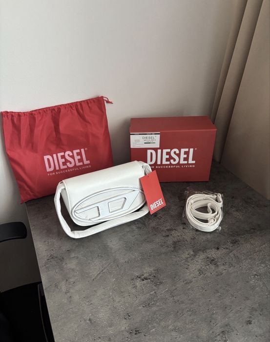 Geanta Diesel alba de umar