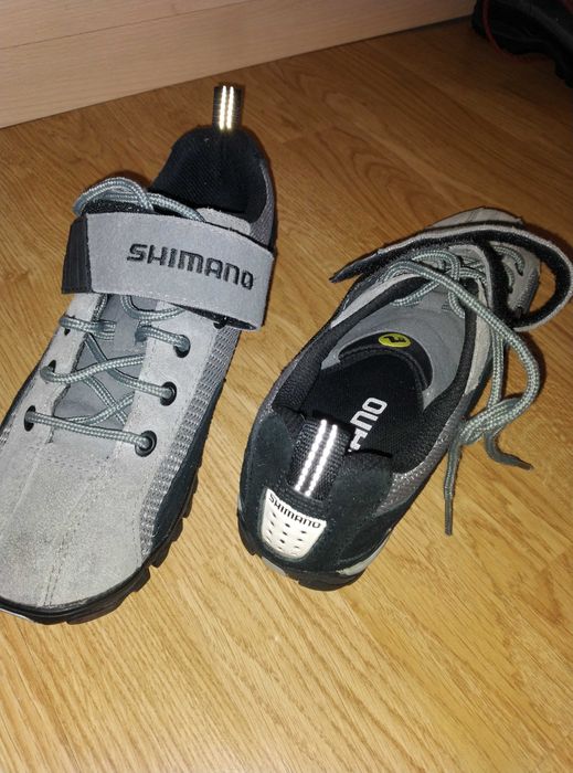 Кроссовки велосипедные