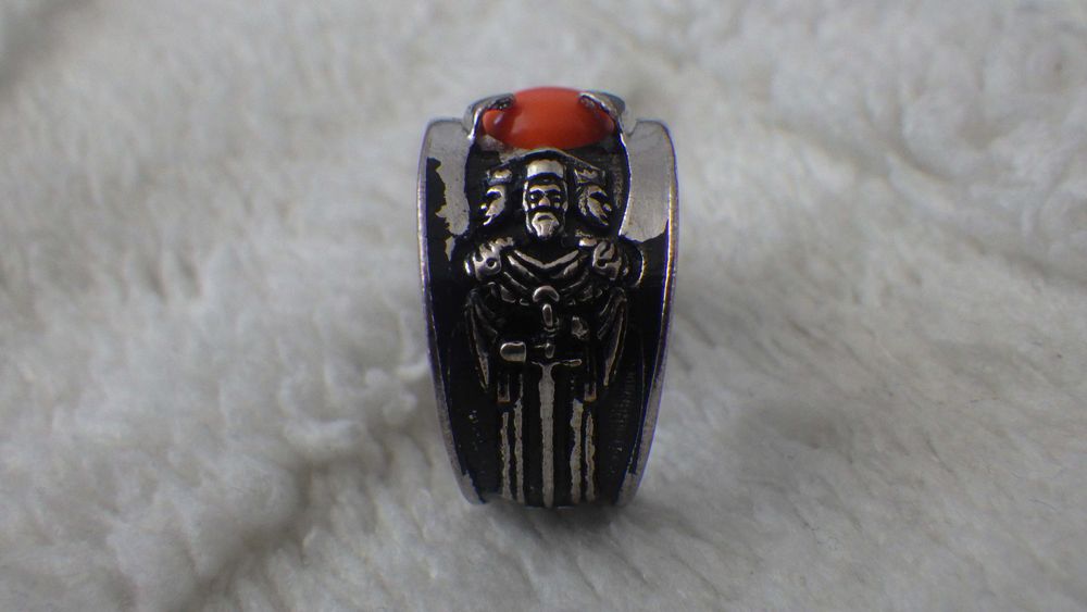 Мъжки пръстен от неръждаема стомана със синтетичен камък ахат, ръчно изработен във викингски стил