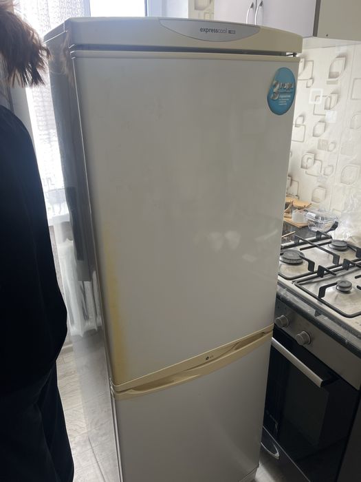 Холодильник вверх не работает