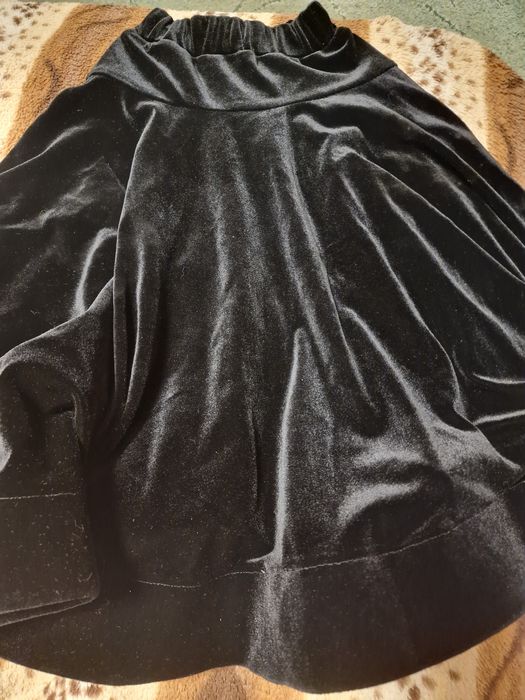 Продам костюм для бальных танцев