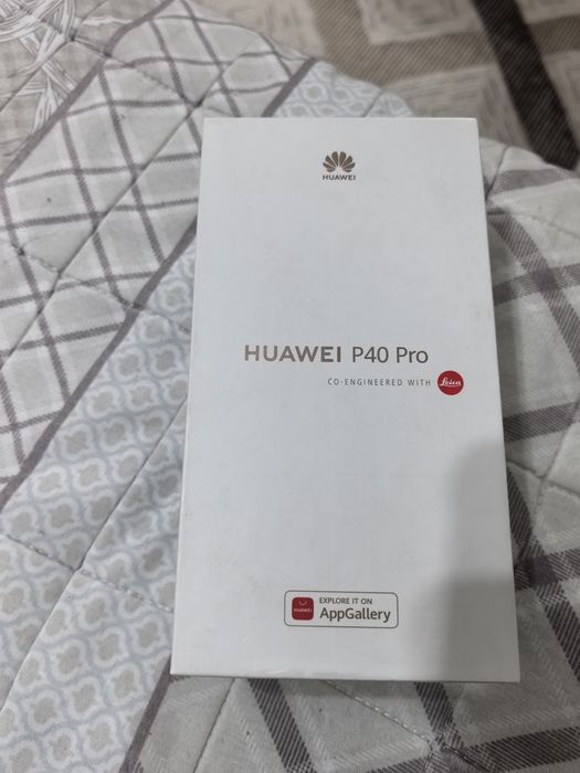 Продавам Huawei p40 pro