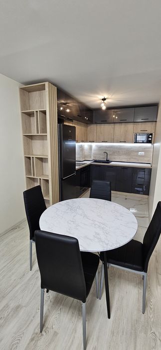 Дава се под наем Двустаен апартамент в Варна, Младост 2 - 70 кв.м за 950 € - Снимка #1