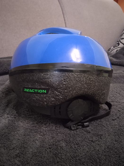 Продам коньки роликовые