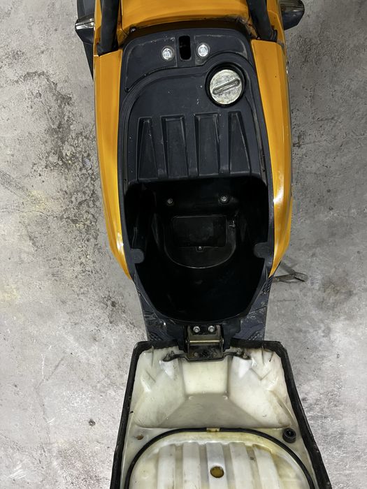 Продам скутер бумер