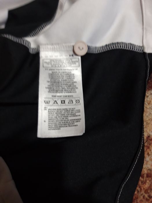 Vânzări haine sportive