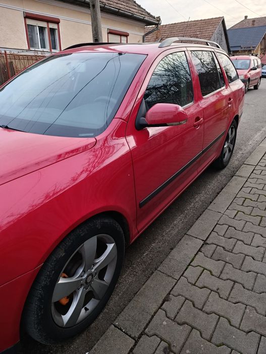 Vând sau schimb cu t5 cu 9 locuri