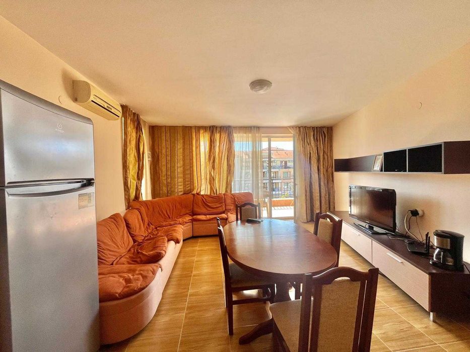 Продава се Тристаен апартамент в Свети Влас - 137 кв.м за 555 €/кв.м - Снимка #2