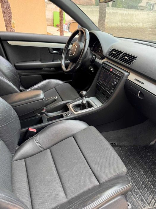 Audi A4 S-line quattro