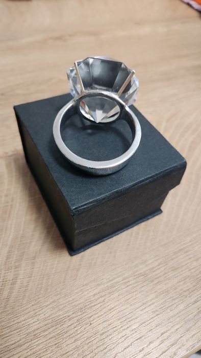 Луксозно преспапие