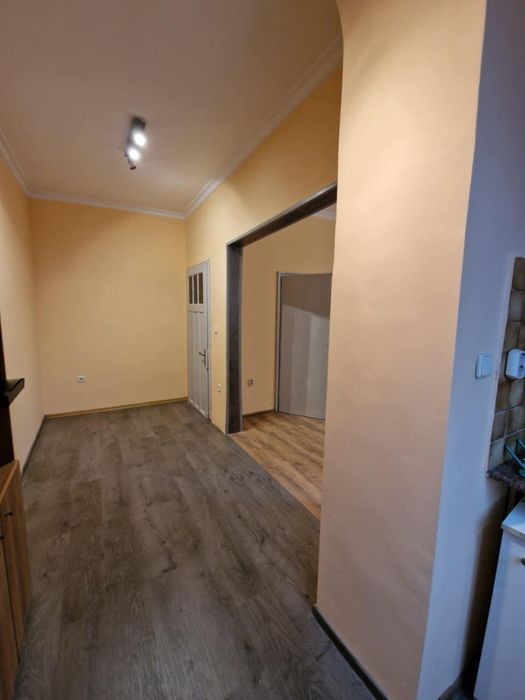 Дава се под наем Офис в София, Център - 50 кв.м за 511 € - Снимка #4