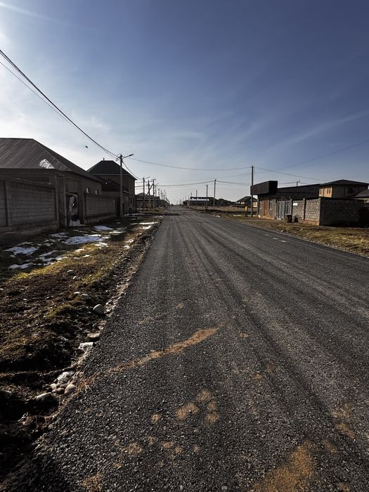 Дом продаются участок 8 сот