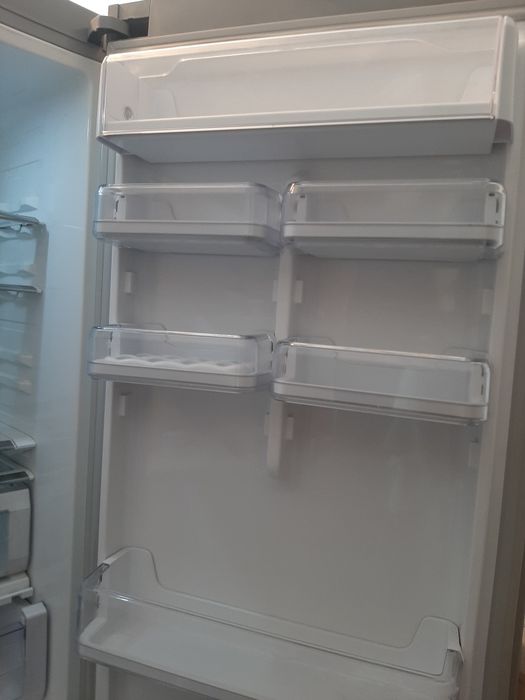 Продам холодильник SAMSUNG NO FROST