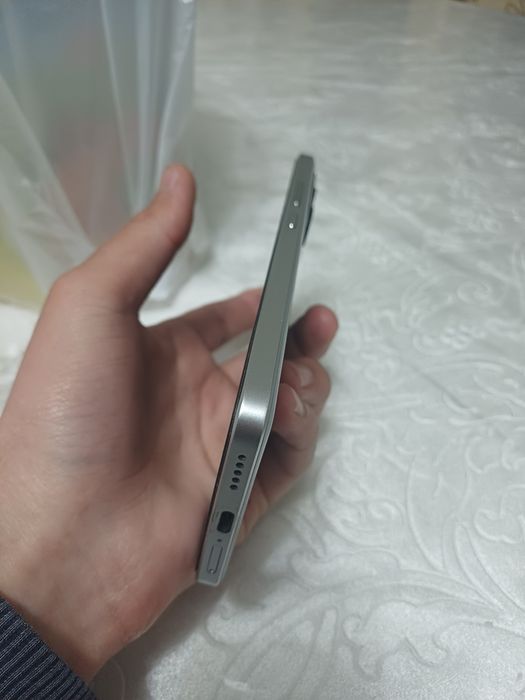 Продаётся Poco X6 Pro