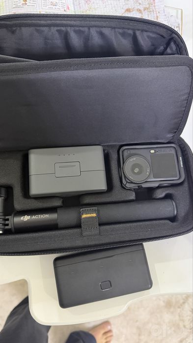 DJI osmo 6, DJI mic mini 2, Insta 360 x3