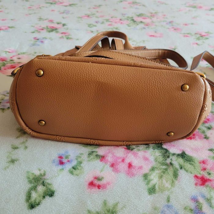 Guess Helaina чисто нова раница