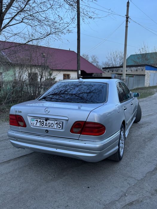 Мерседес 210 продам