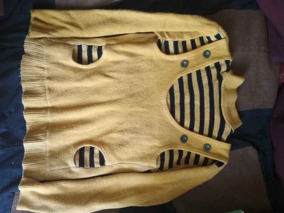 Свитера, кофточки в хорошем состоянии