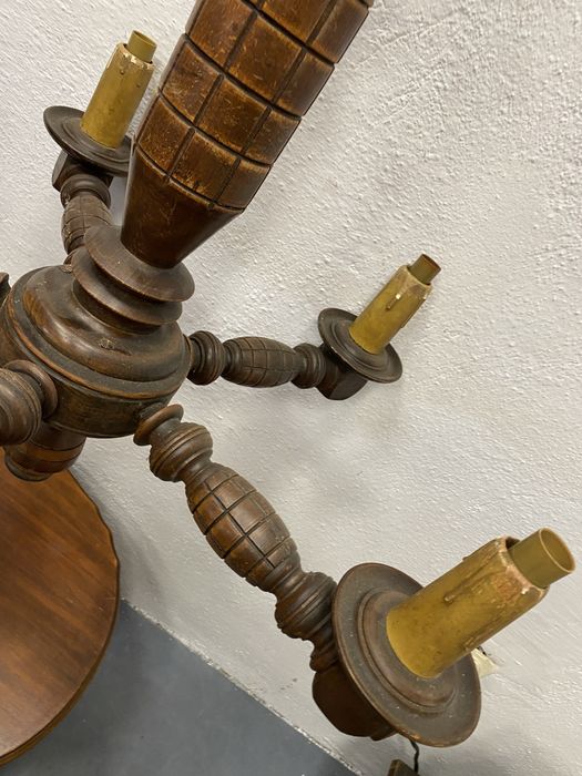 Френски полилей от дъб  лампа дърворезба