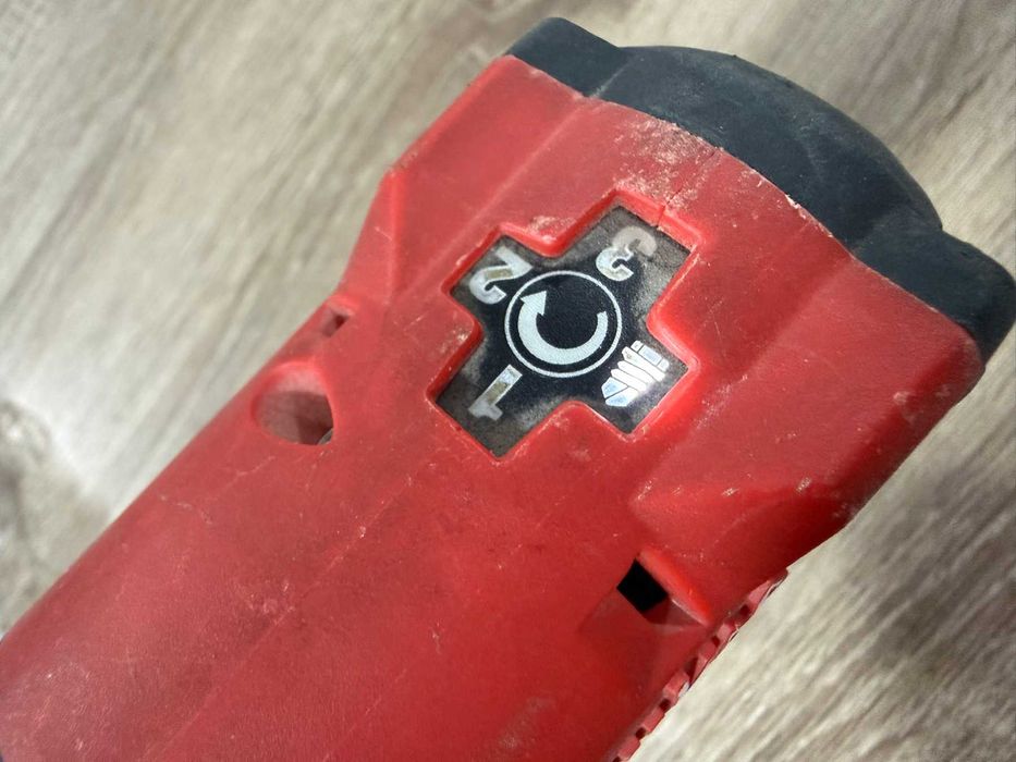 Miwaukee Акумулаторен винтоверт