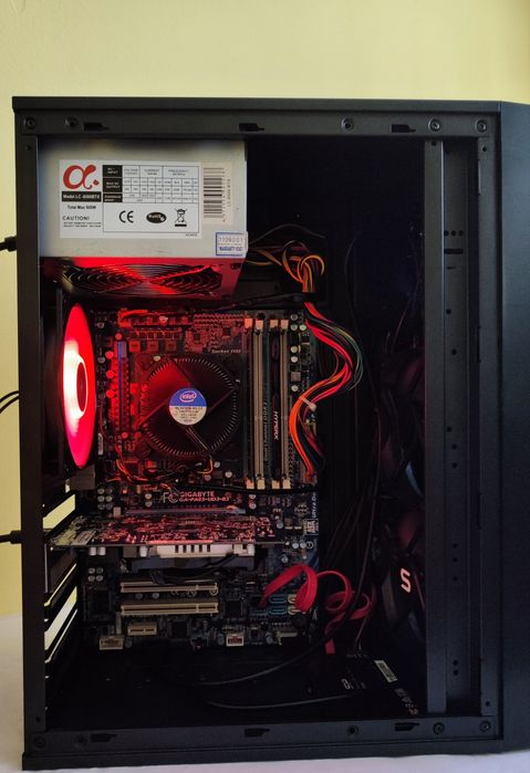 Vând PC Desktop light Gaming