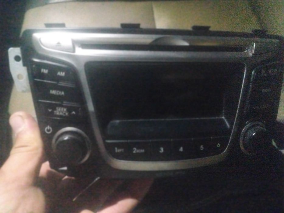 Акцент Соларис магнитола